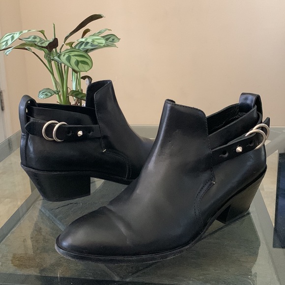 rag & bone | Sullivan Leather Ankle Boots - Picture 1 of 9